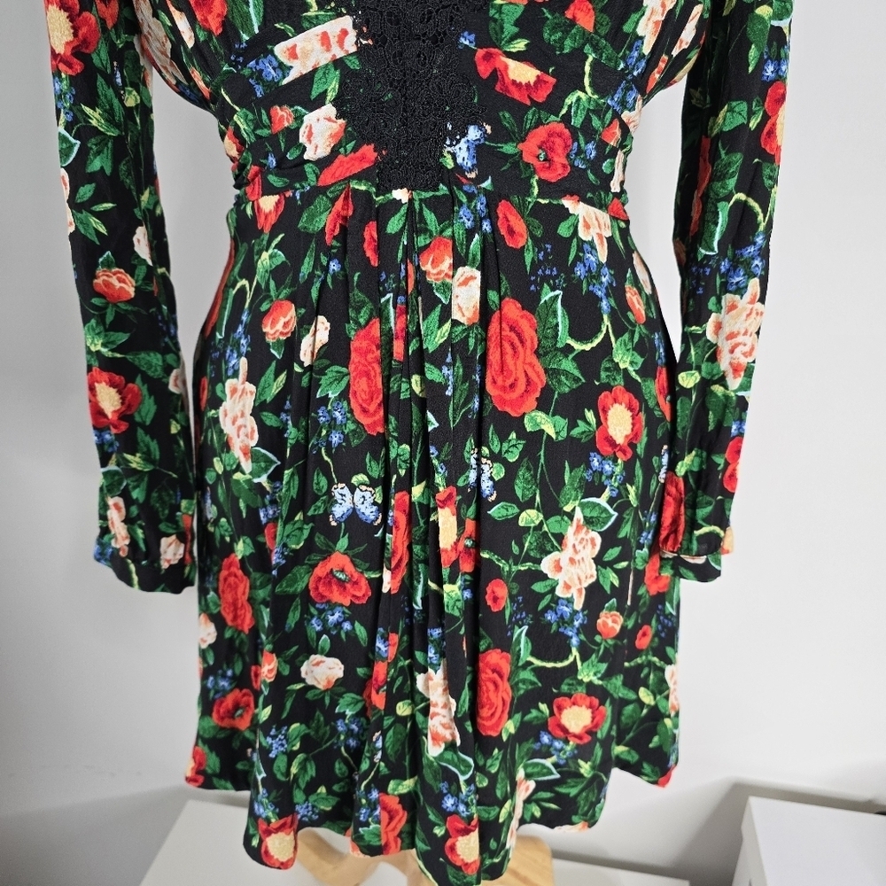 By Anthropologie Lacy V Neck Floral Mini Dress Long Sleeves Size 8 Romantic - Picture 3 of 16